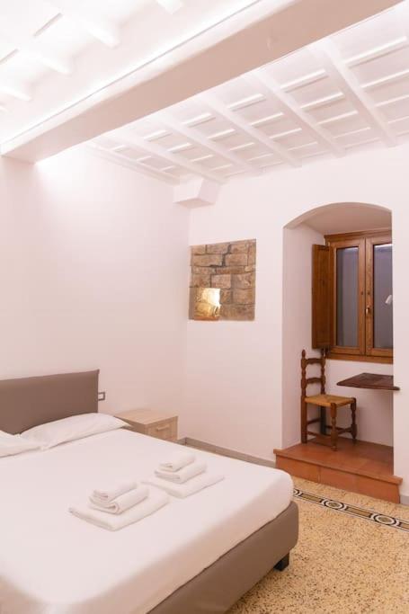 Cozy And Charmin 3br Steps By Duomo Appartement